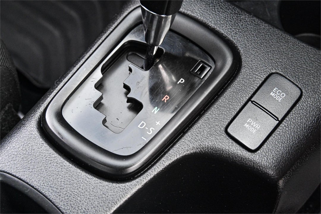 2019 Toyota Hilux Workmate, Automatic, 97376 km, Photo 11