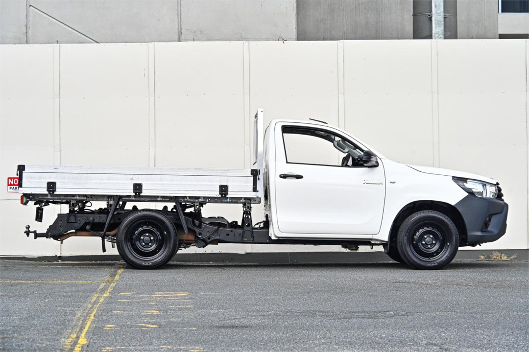 2019 Toyota Hilux Workmate, Automatic, 97376 km, Photo 5