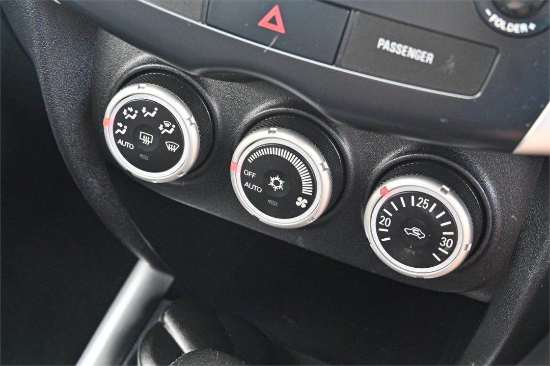 2011 Mitsubishi ASX (2WD), Manual, 137387 km, Photo 14