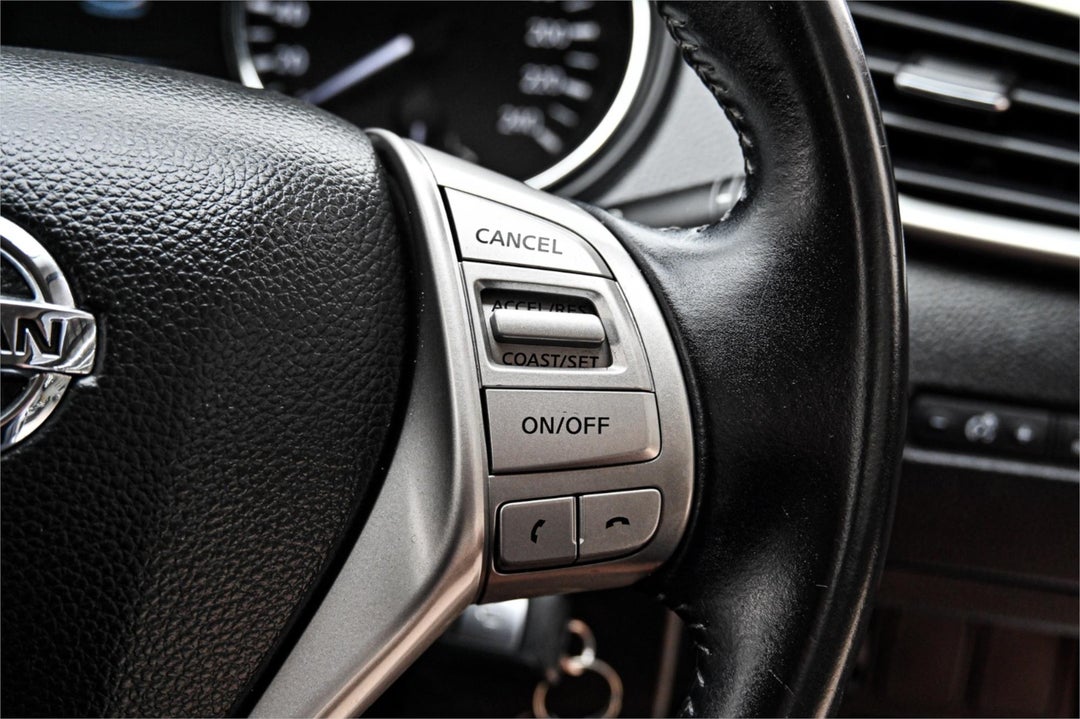 2015 Nissan Qashqai St, Manual, 97067 km, Photo 10