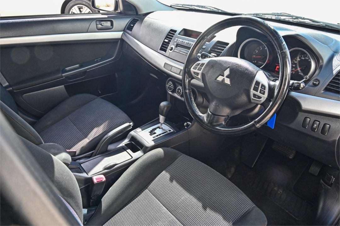 2010 Mitsubishi Lancer Sx, Manual, 163000 km, Photo 9