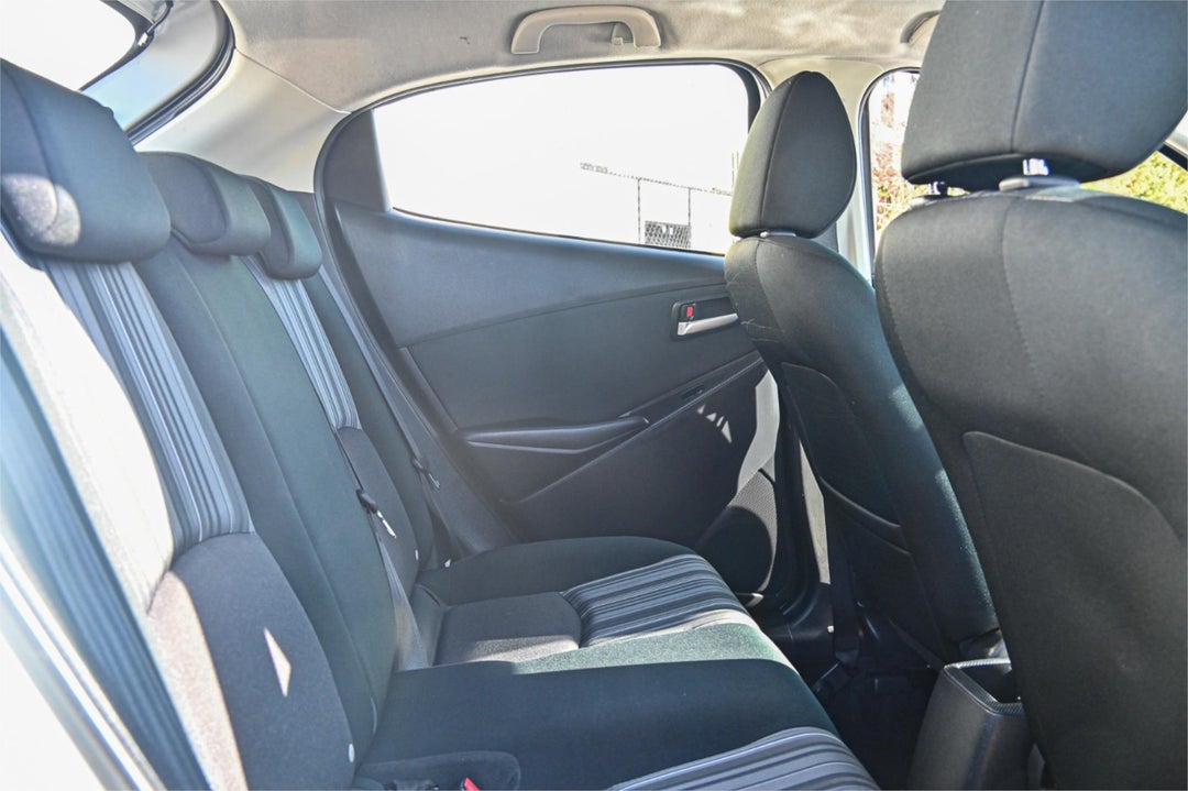 2017 Mazda 2 Neo, Automatic, 74931 km, Photo 19