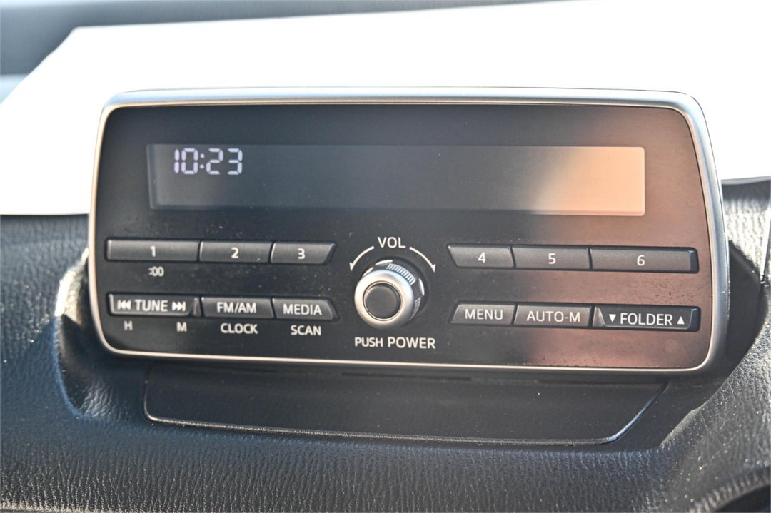 2017 Mazda 2 Neo, Automatic, 74931 km, Photo 14