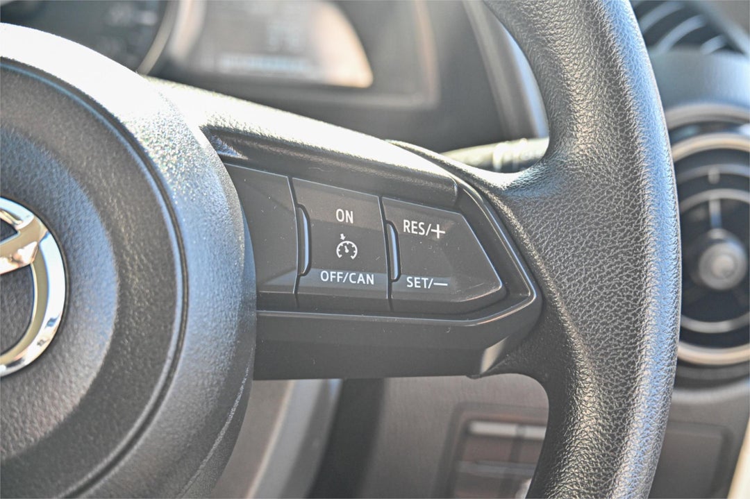 2017 Mazda 2 Neo, Automatic, 74931 km, Photo 12