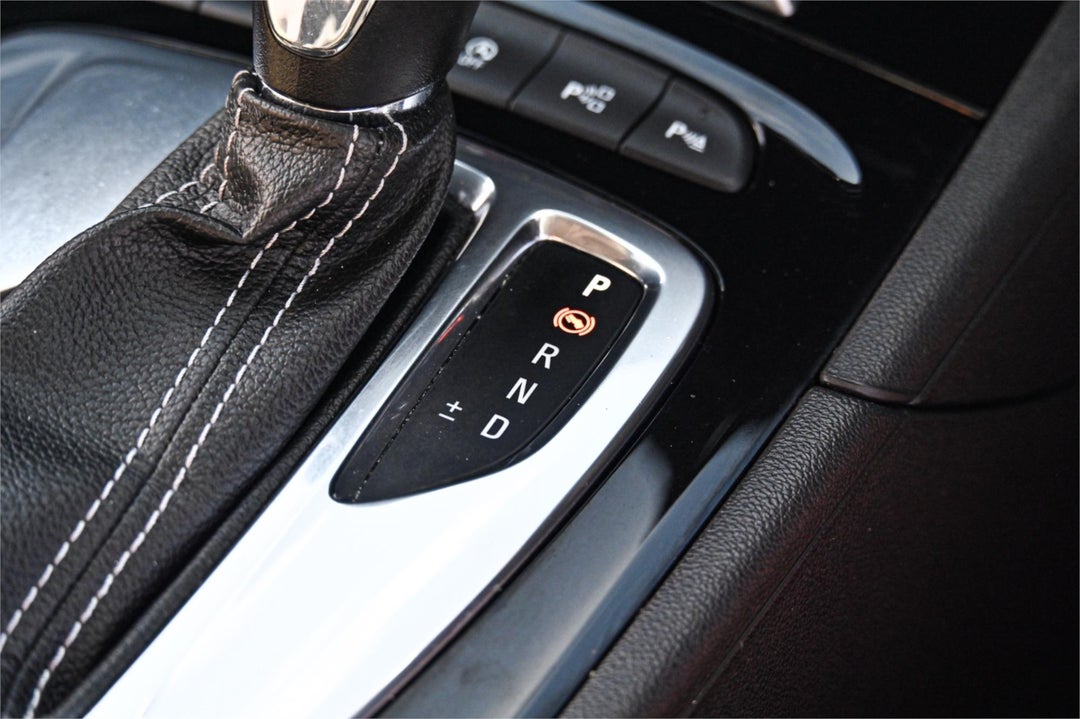 2018 Holden Commodore Rs, Automatic, 126961 km, Photo 8