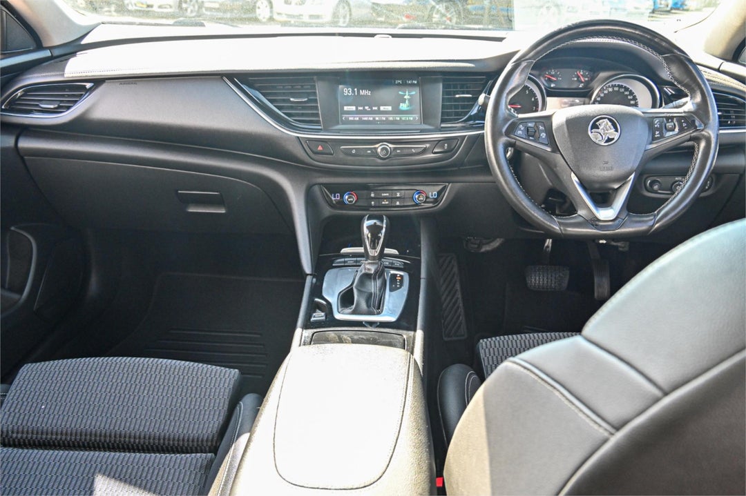 2018 Holden Commodore Rs, Automatic, 126961 km, Photo 6