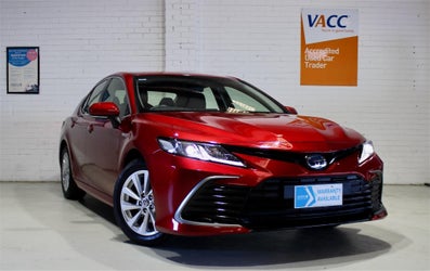 2023 Toyota Camry Saloon Ascent Automatic, 58k km Hybrid Car