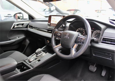 2024 Mitsubishi Outlander Iv Ls Automatic, 51k kms Petrol Car