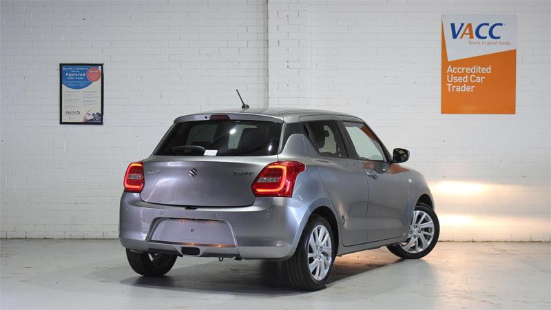 2021 Suzuki Swift Gl Navigator, Manual, 53498 km, Photo 11