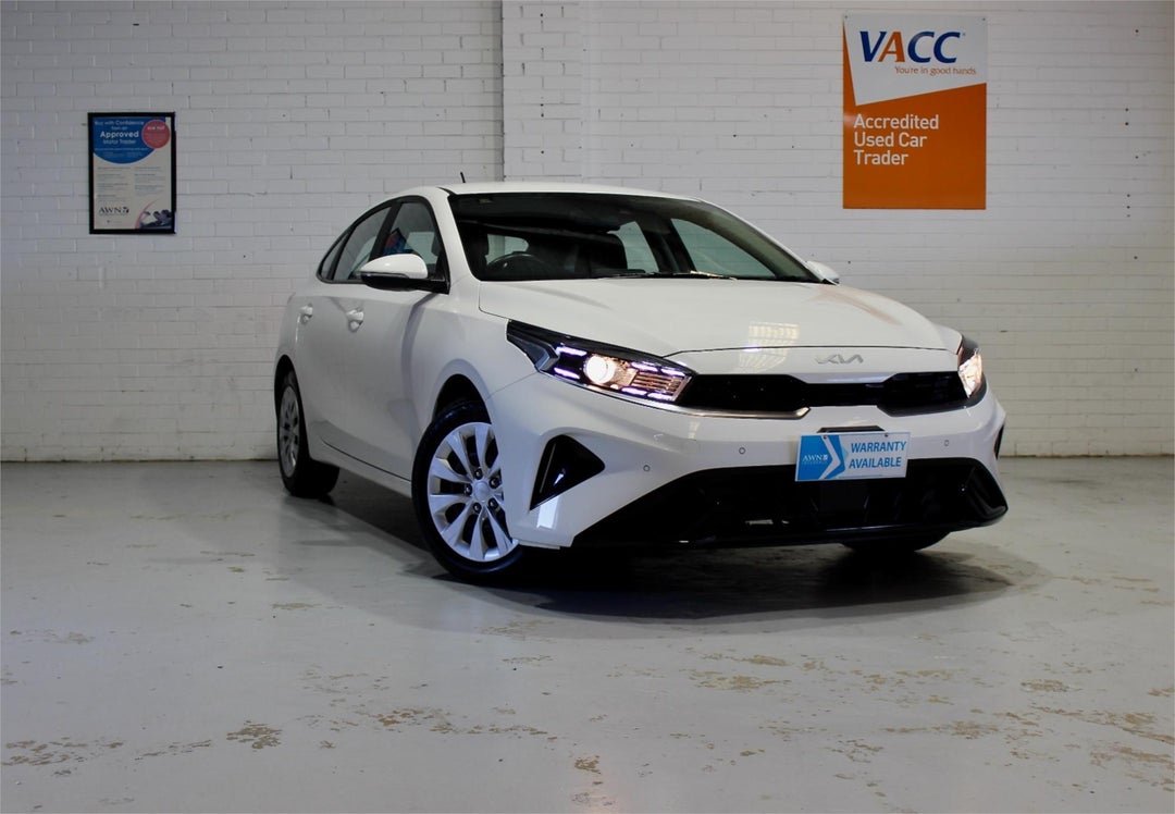 2022 Kia Cerato S, Automatic, 61158 km, Photo 2