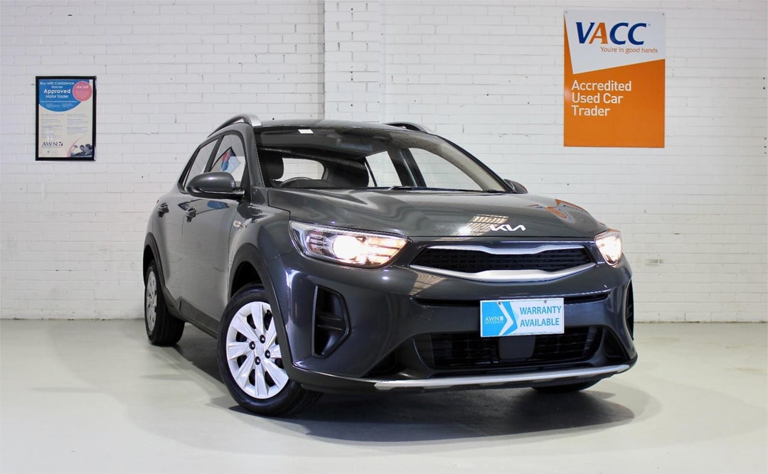 2022 Kia Stonic S, Automatic, 62954 km, Photo 2