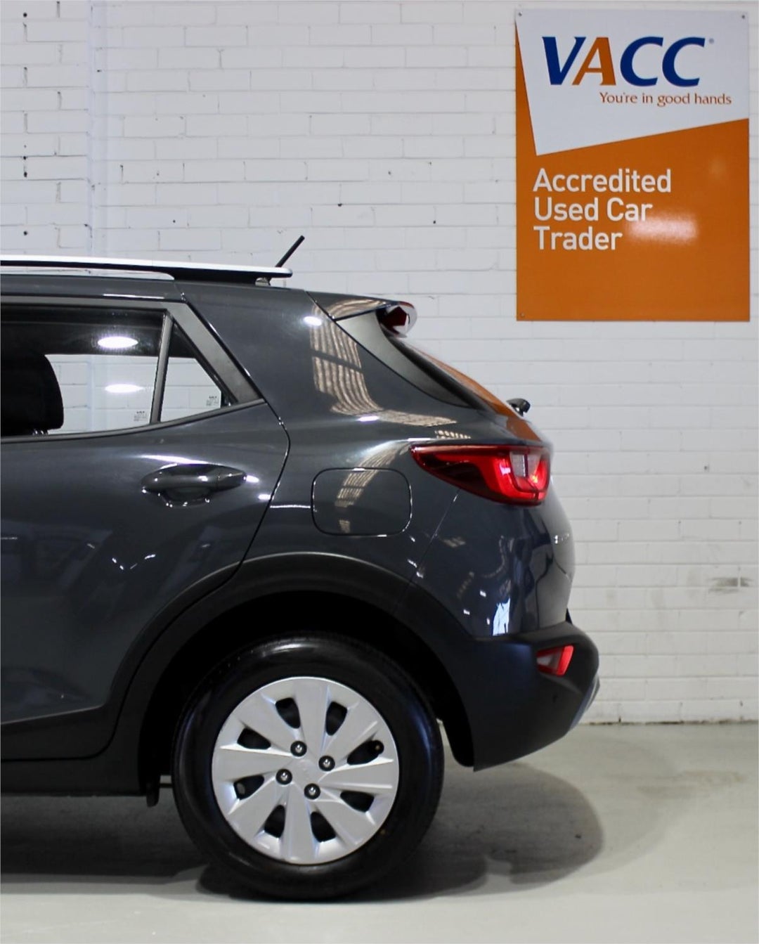 2022 Kia Stonic Stonic, Automatic, 26595 km, Photo 6