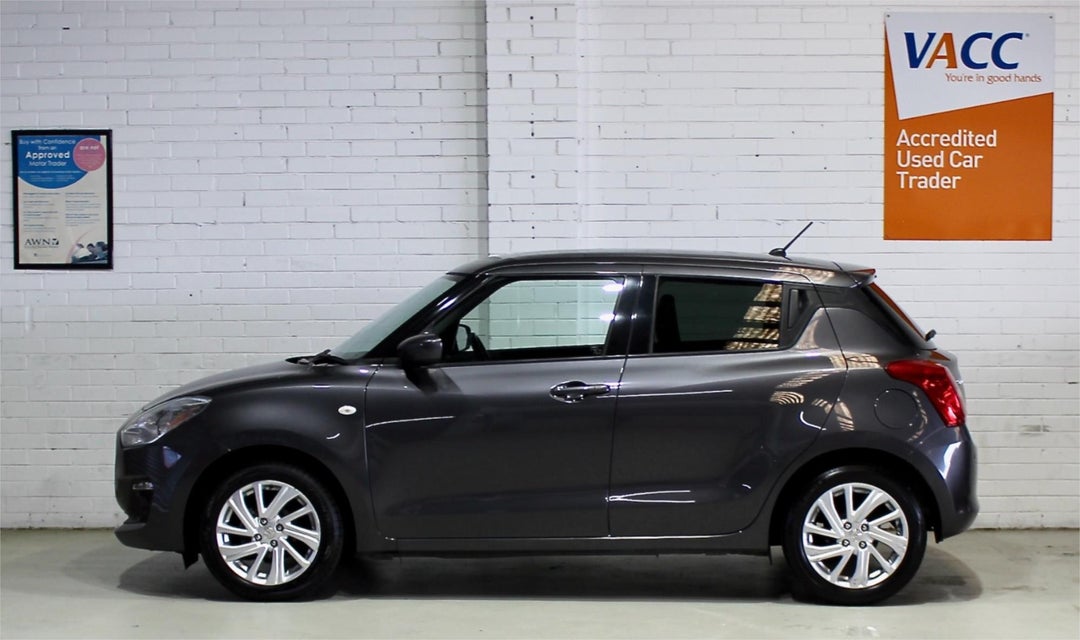 2023 Suzuki Swift Gl, Manual, 45428 km, Photo 1