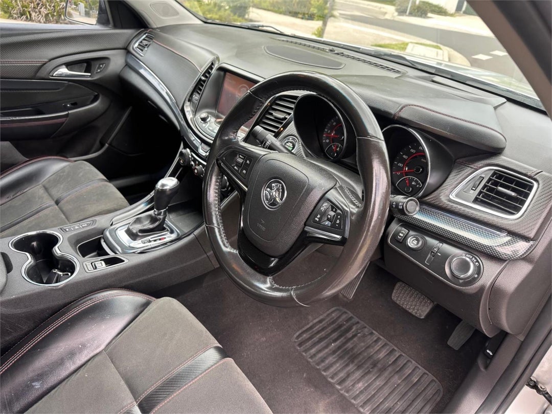 2016 Holden Commodore Sv6 Black, Automatic, 207770 km, Photo 9