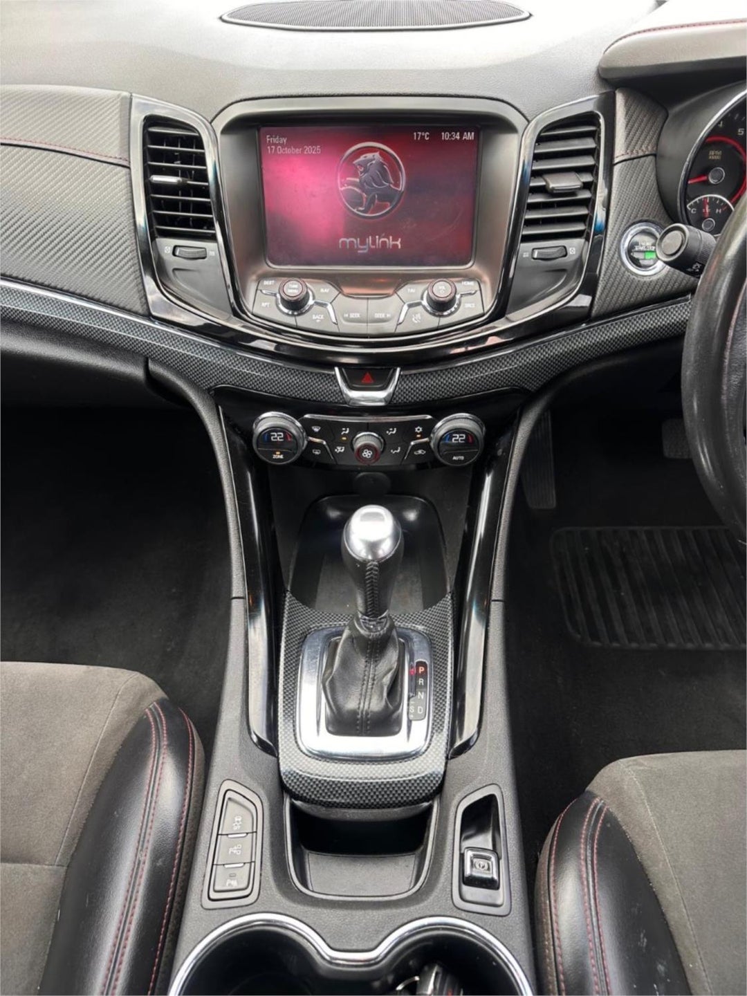 2016 Holden Commodore Sv6 Black, Automatic, 207770 km, Photo 14