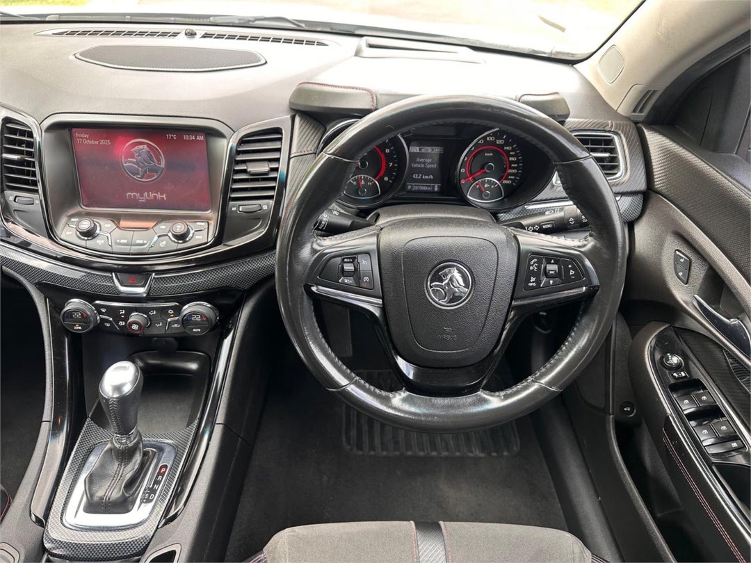 2016 Holden Commodore Sv6 Black, Automatic, 207770 km, Photo 12