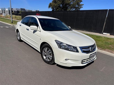 2010 Honda Accord Vti Automatic, 128k kms Petrol Car