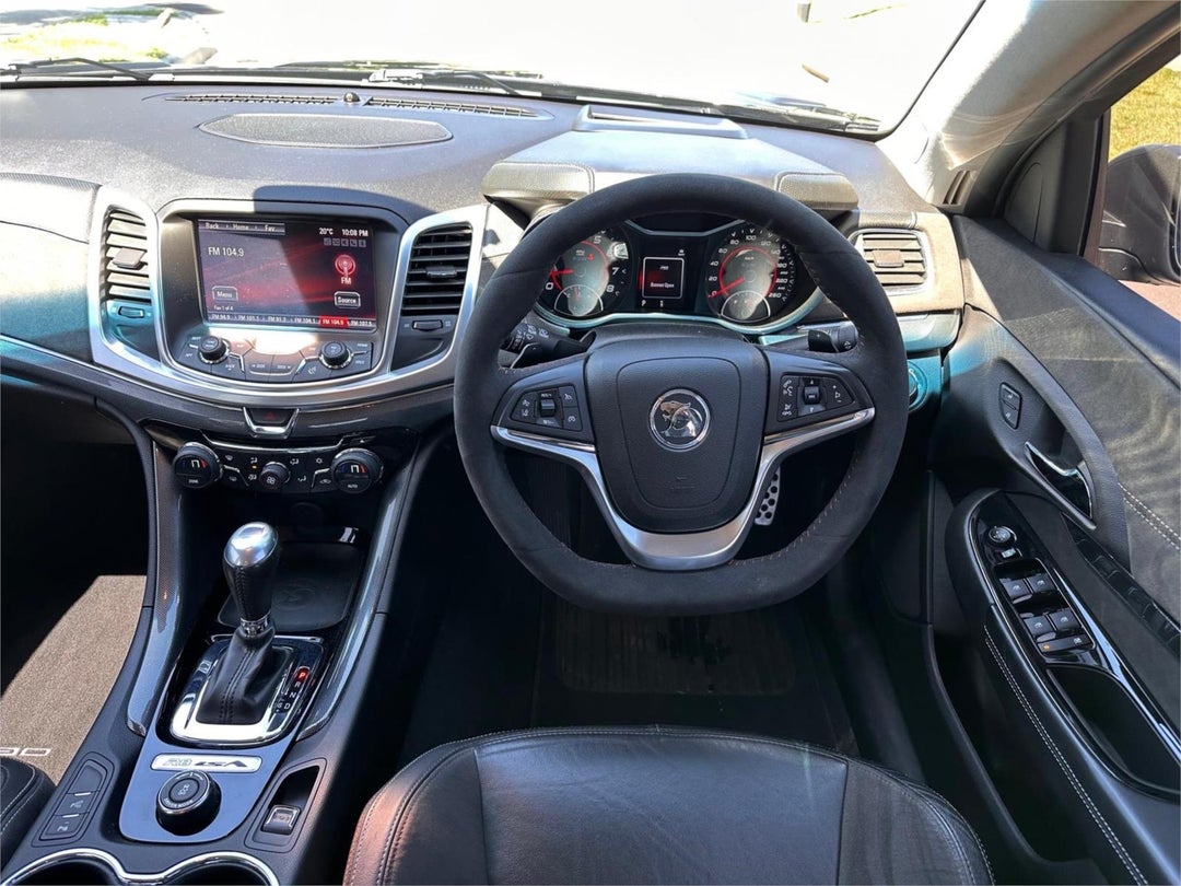 2017 Holden Special Vehicles Clubsport R8 Tourer Lsa 30th Anniversary, Automatic, 52040 km, Photo 16