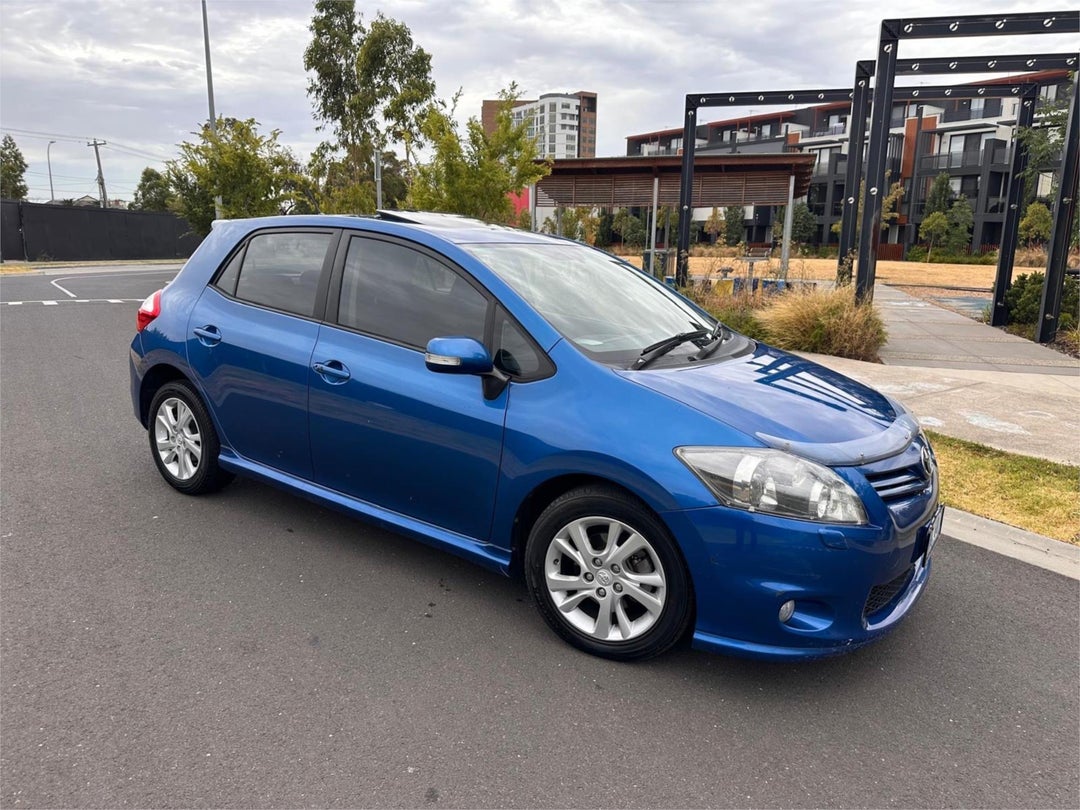 2011 Toyota Corolla Levin Zr, Automatic, 96066 km, Photo 10
