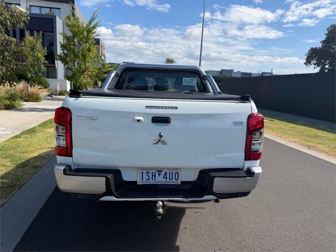 2020 Mitsubishi Triton Glx Adas, Automatic, 110000 km, Photo 4