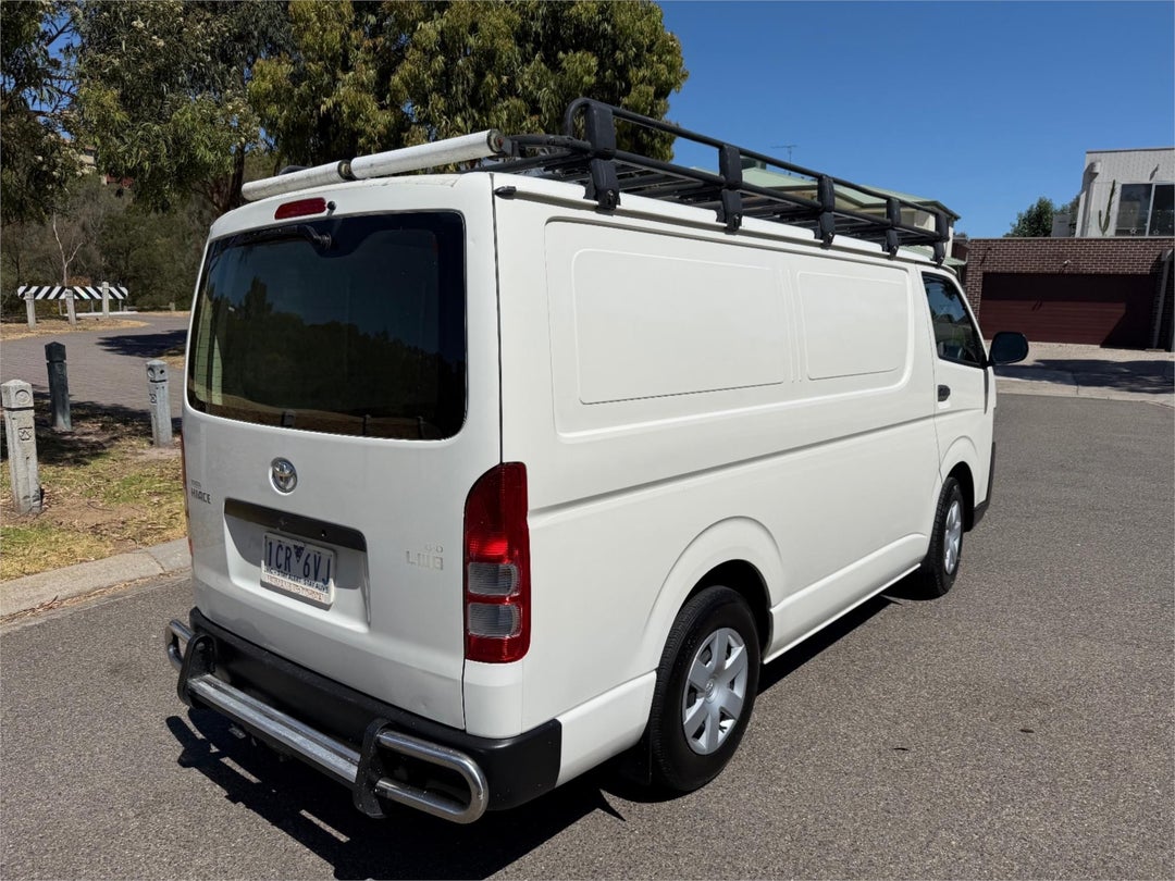2014 Toyota Hiace Lwb, Automatic, 156667 km, Photo 5