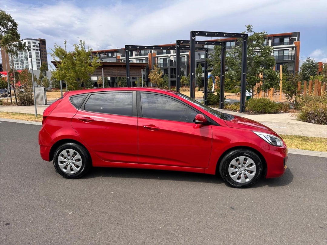 2016 Hyundai Accent Active, Automatic, 143144 km, Photo 6