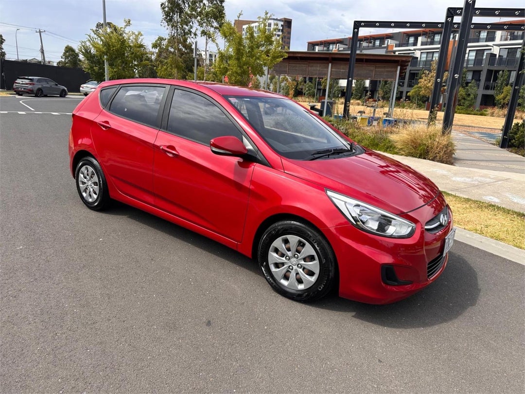 2016 Hyundai Accent Active, Automatic, 143144 km, Photo 7