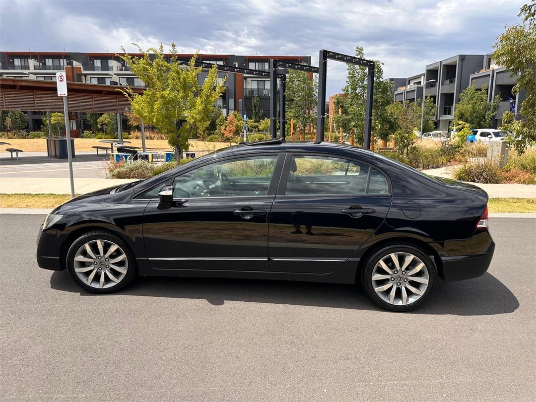 2011 Honda Civic Sport, Automatic, 56175 km, Photo 3