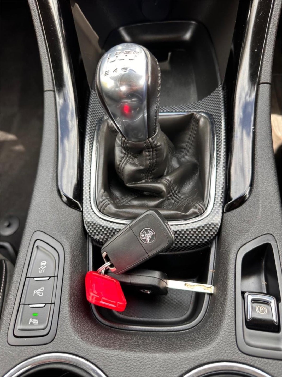 2015 Holden Ute Ss, Manual, 98000 km, Photo 14