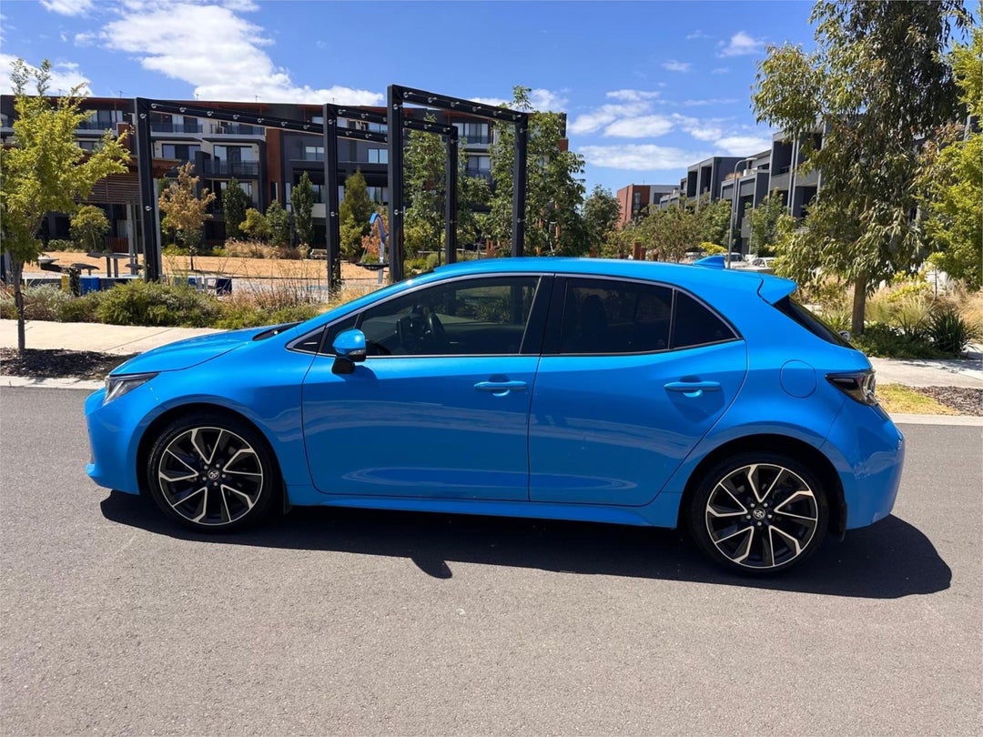 2020 Toyota Corolla Zr, Automatic, 38745 km, Photo 3