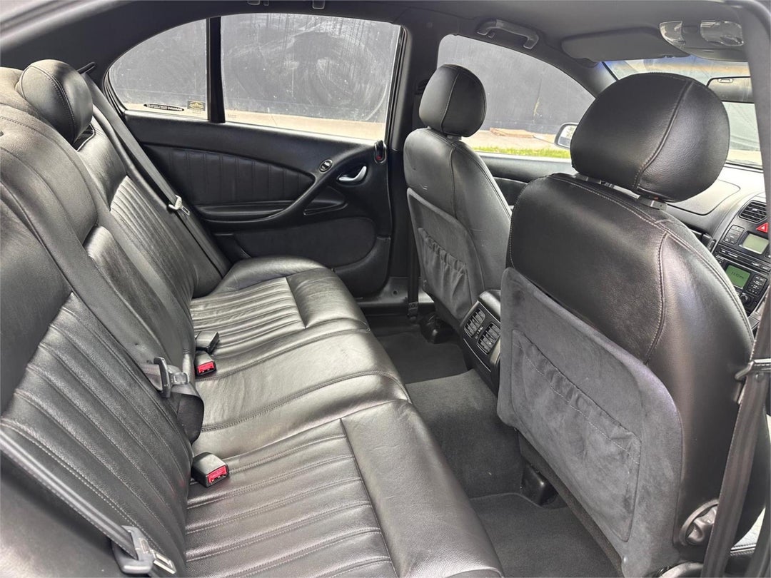 2004 Holden Calais Calais, Automatic, 156303 km, Photo 11