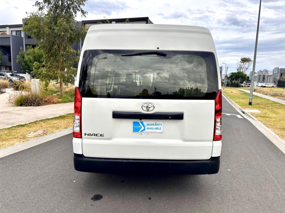 2020 Toyota Hiace Slwb, Automatic, 161946 km, Photo 6