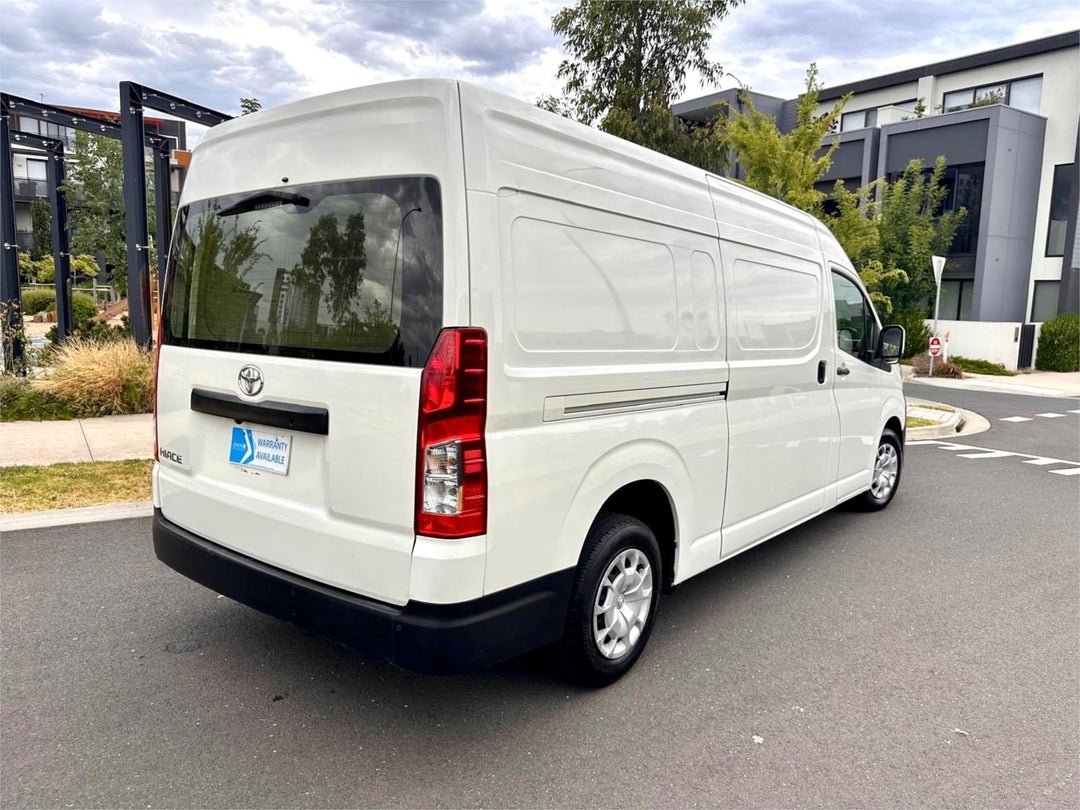 2020 Toyota Hiace Slwb, Automatic, 161946 km, Photo 7