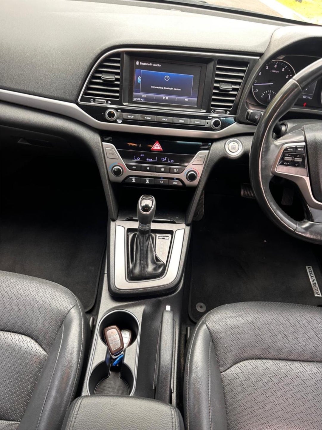 2017 Hyundai Elantra Elite, Automatic, 137111 km, Photo 15