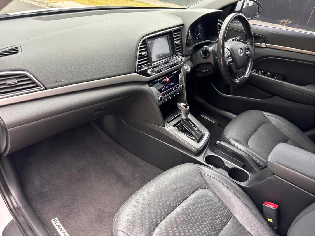 2017 Hyundai Elantra Elite, Automatic, 137111 km, Photo 17