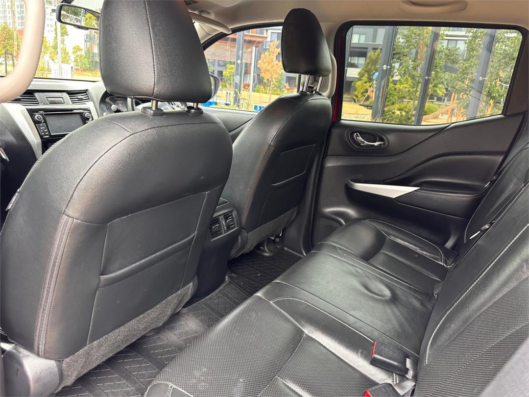 2016 Nissan Navara St-x, Automatic, 153435 km, Photo 16