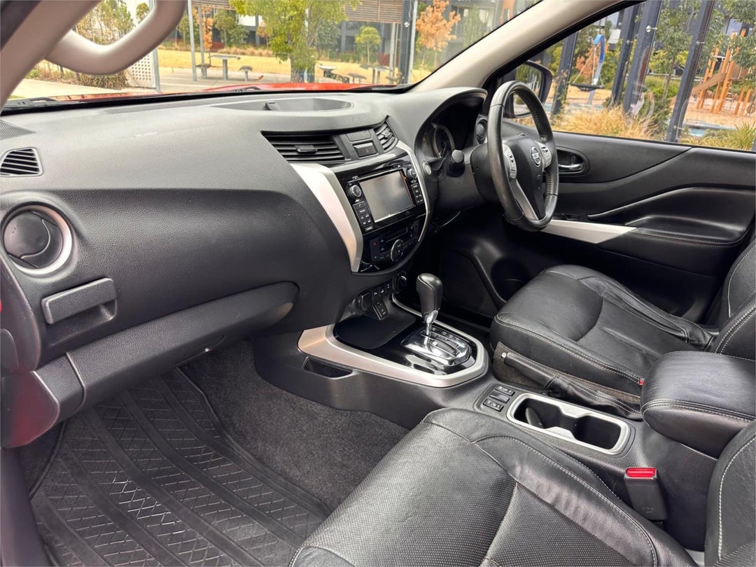 2016 Nissan Navara St-x, Automatic, 153435 km, Photo 17