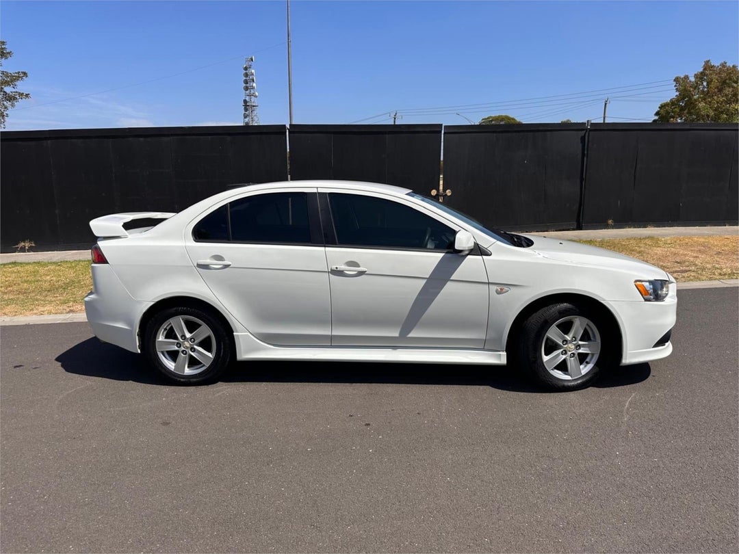 2013 Mitsubishi Lancer Es, Automatic, 113062 km, Photo 7