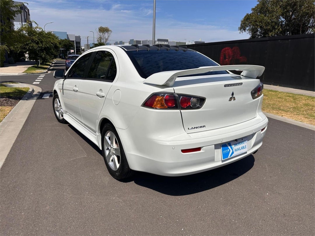 2013 Mitsubishi Lancer Es, Automatic, 113062 km, Photo 4
