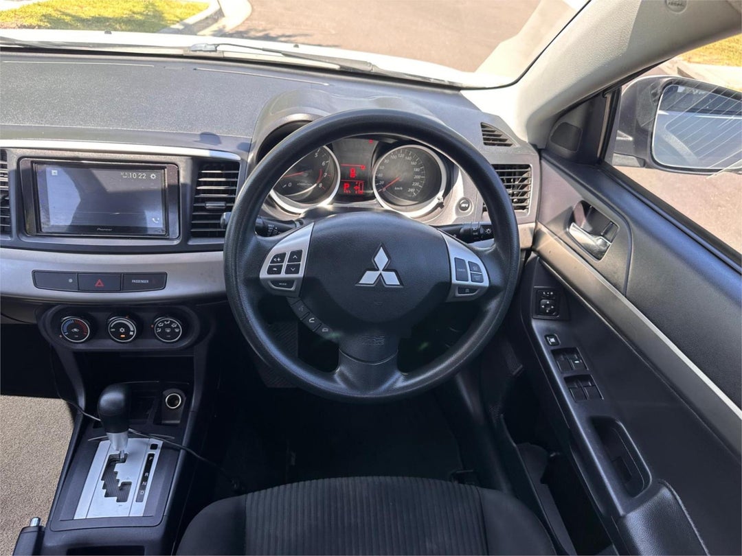 2013 Mitsubishi Lancer Es, Automatic, 113062 km, Photo 12