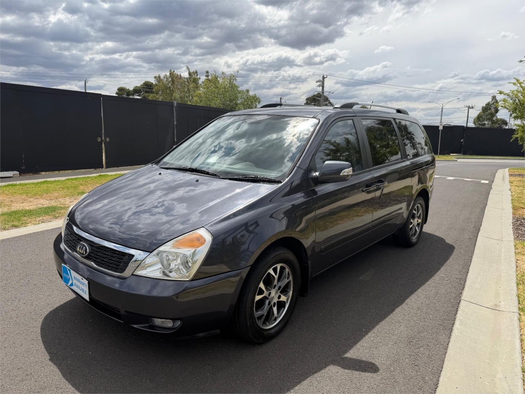 2014 Kia Grand Carnival Platinum, Automatic, 136273 km, Photo 2
