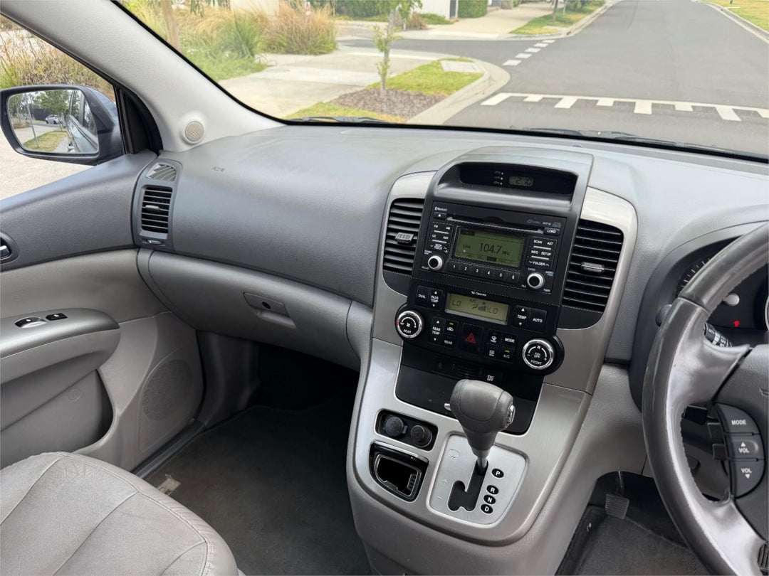 2014 Kia Grand Carnival Platinum, Automatic, 136273 km, Photo 11