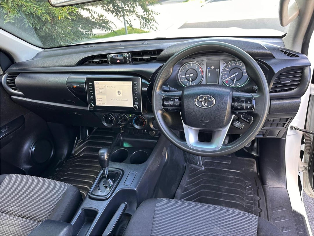 2020 Toyota Hilux Workmate, Automatic, 113100 km, Photo 13