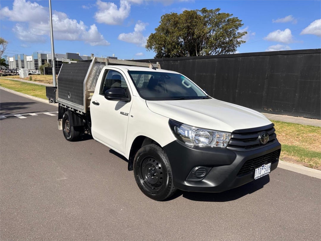 2020 Toyota Hilux Workmate, Automatic, 113100 km, Photo 1