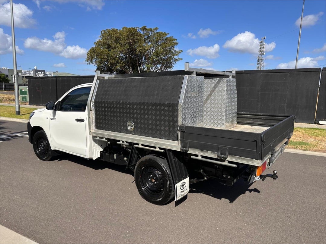 2020 Toyota Hilux Workmate, Automatic, 113100 km, Photo 5