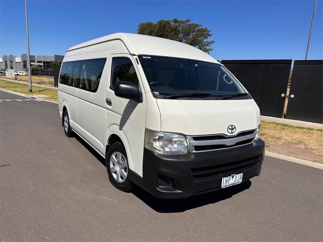 2013 Toyota Hiace Commuter, Automatic, 93312 km, Photo 1