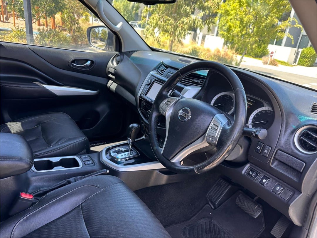 2018 Nissan Navara St-X, Automatic, 230130 km, Photo 9