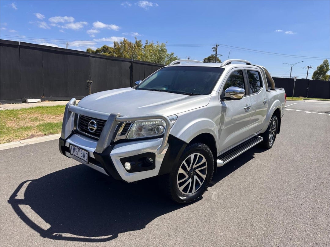 2018 Nissan Navara St-X, Automatic, 230130 km, Photo 2