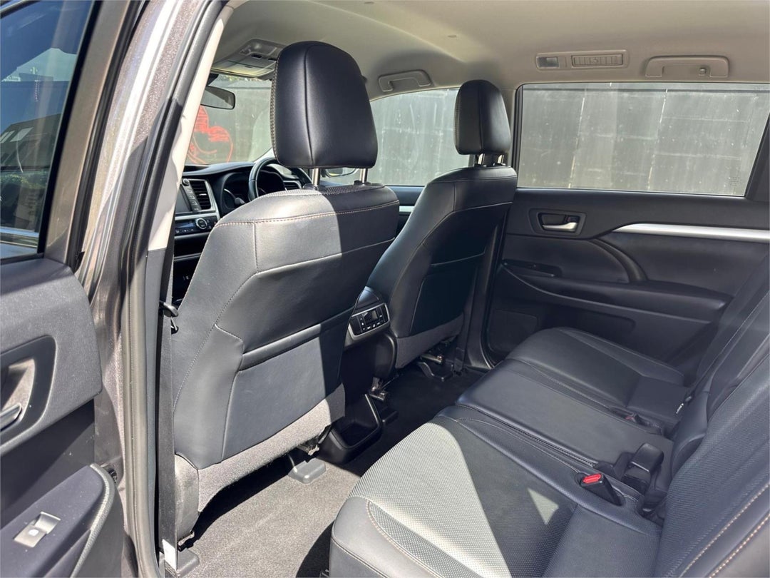 2019 Toyota Kluger Gxl, Automatic, 7850 km, Photo 17