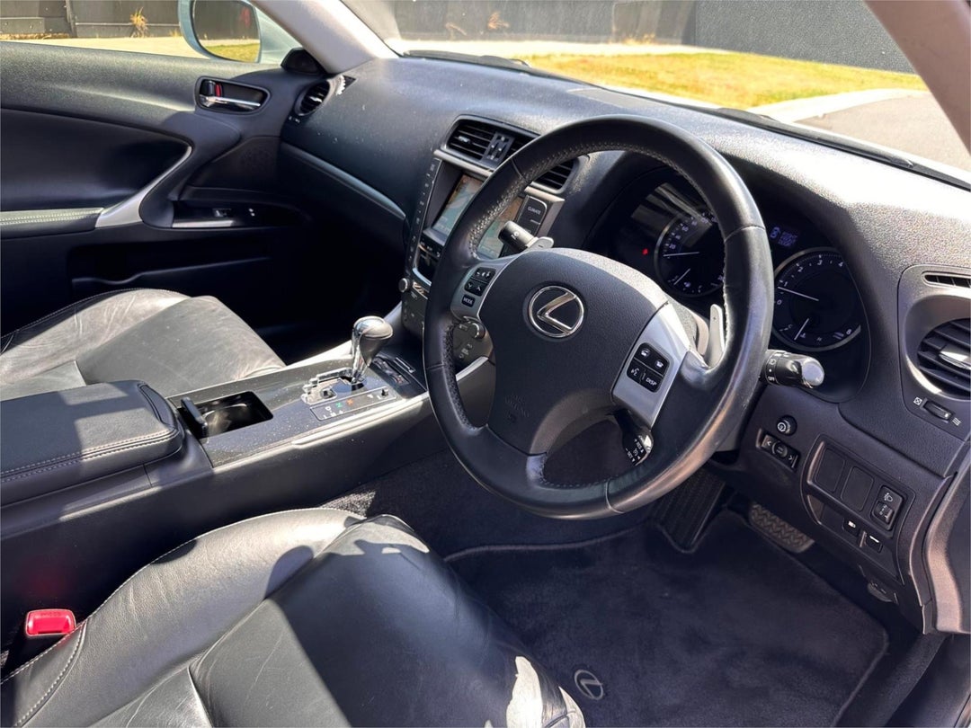2010 Lexus Is250 Prestige, Automatic, 139422 km, Photo 11